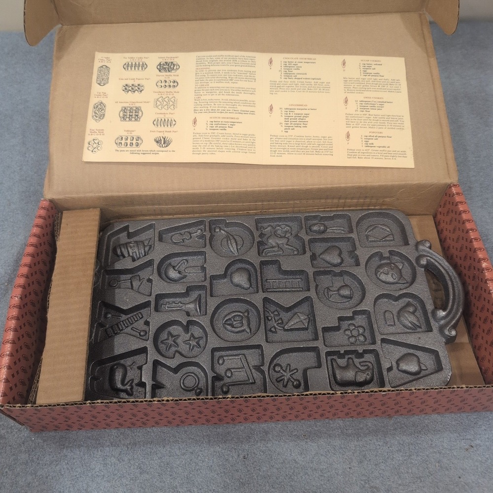 Classic Gourmet John Wright Cast Iron Alphabet Cookie Mold Pan 73-026 Vintage - Picture 4 of 6